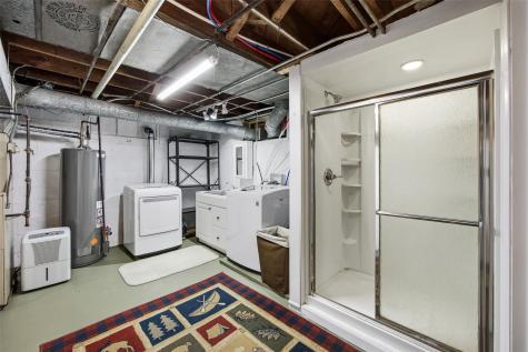 330 Crescent Street SE Cedar Rapids IA 52403