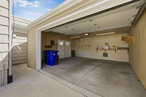 330 Crescent Street SE Cedar Rapids IA 52403