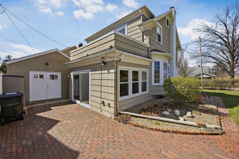 330 Crescent Street SE Cedar Rapids IA 52403