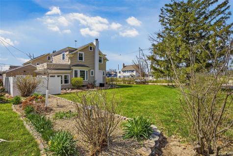 330 Crescent Street SE Cedar Rapids IA 52403