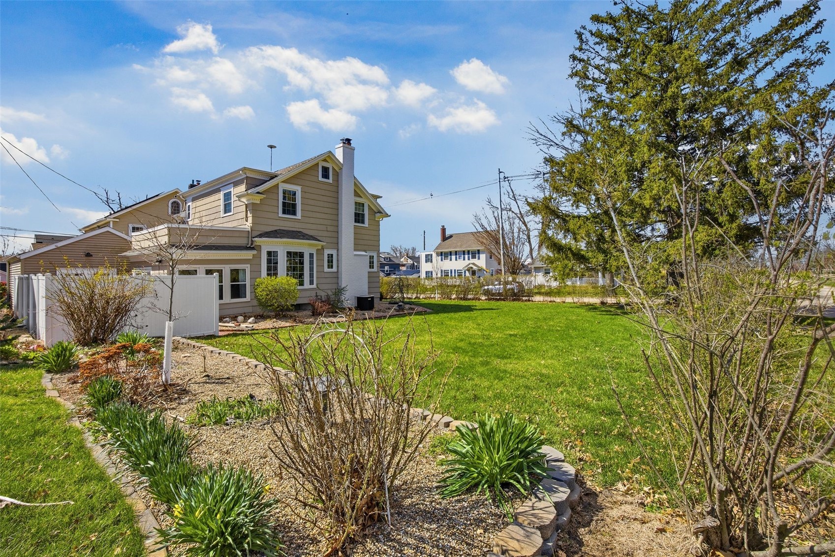 330 Crescent Street SE Cedar Rapids IA 52403