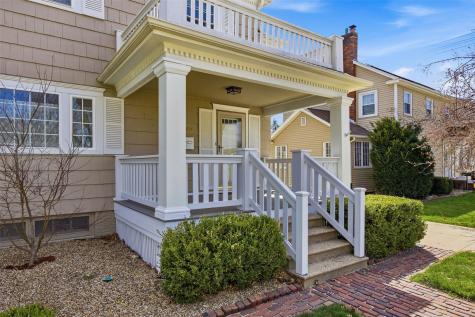 330 Crescent Street SE Cedar Rapids IA 52403