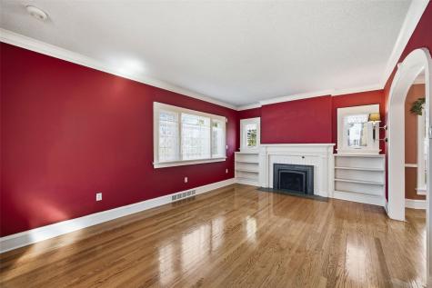 330 Crescent Street SE Cedar Rapids IA 52403