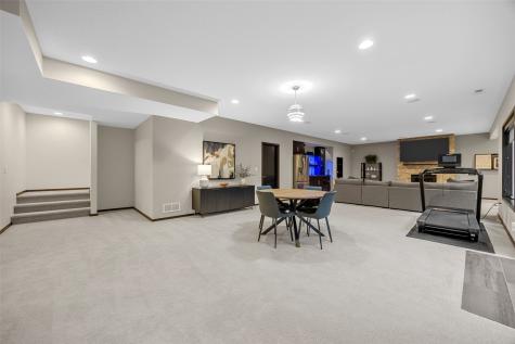 4807 Keystone Ridge SE Cedar Rapids IA 52403