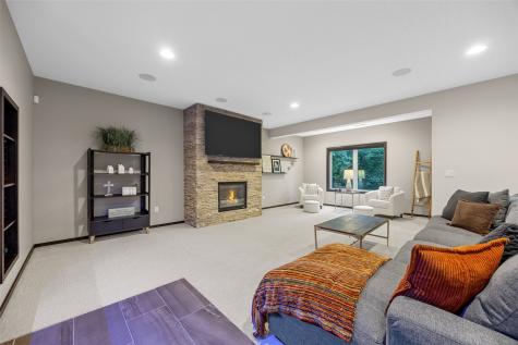 4807 Keystone Ridge SE Cedar Rapids IA 52403