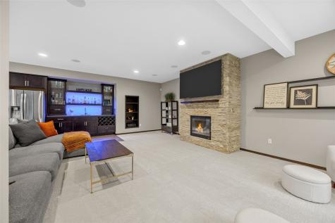 4807 Keystone Ridge SE Cedar Rapids IA 52403