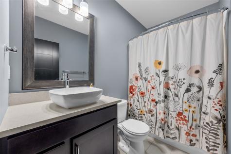4807 Keystone Ridge SE Cedar Rapids IA 52403
