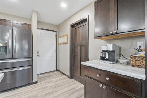 22980 105th Street Anamosa IA 52205