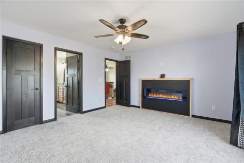 22980 105th Street Anamosa IA 52205