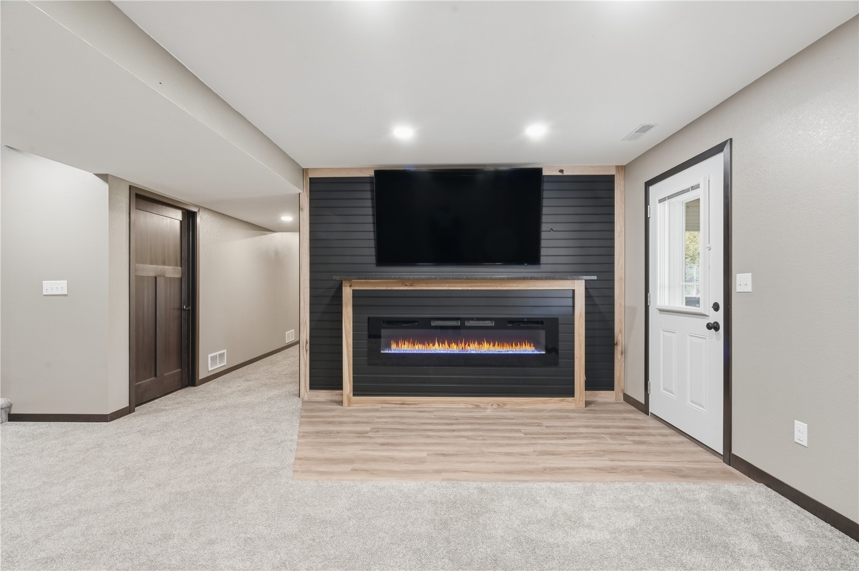22980 105th Street Anamosa IA 52205