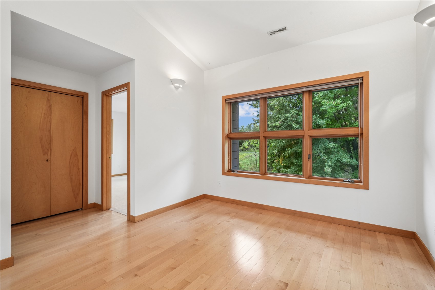 17 Briar Ridge Drive NE Iowa City IA 52240
