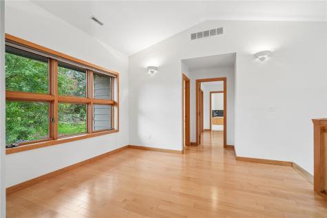 17 Briar Ridge Drive NE Iowa City IA 52240