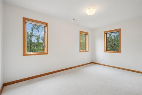 17 Briar Ridge Drive NE Iowa City IA 52240