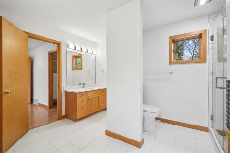 17 Briar Ridge Drive NE Iowa City IA 52240