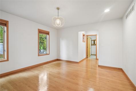 17 Briar Ridge Drive NE Iowa City IA 52240