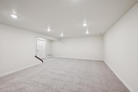 420 S Seven Oaks Road North Liberty IA 52317