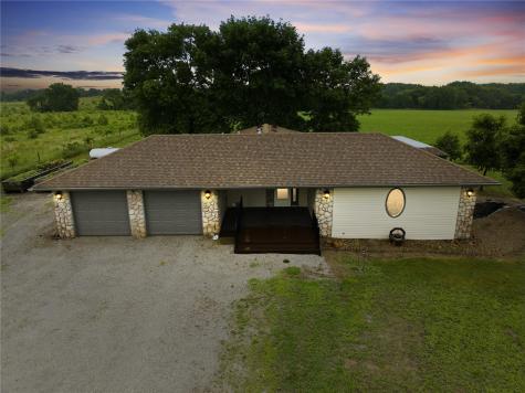 2666 50th St Drive Brandon IA 52210