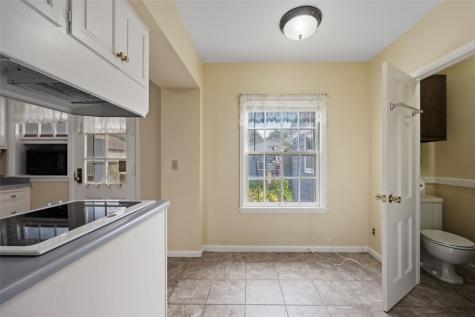 2061 Forest Drive SE Cedar Rapids IA 52403