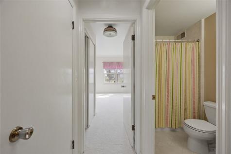 2061 Forest Drive SE Cedar Rapids IA 52403