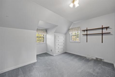 2061 Forest Drive SE Cedar Rapids IA 52403