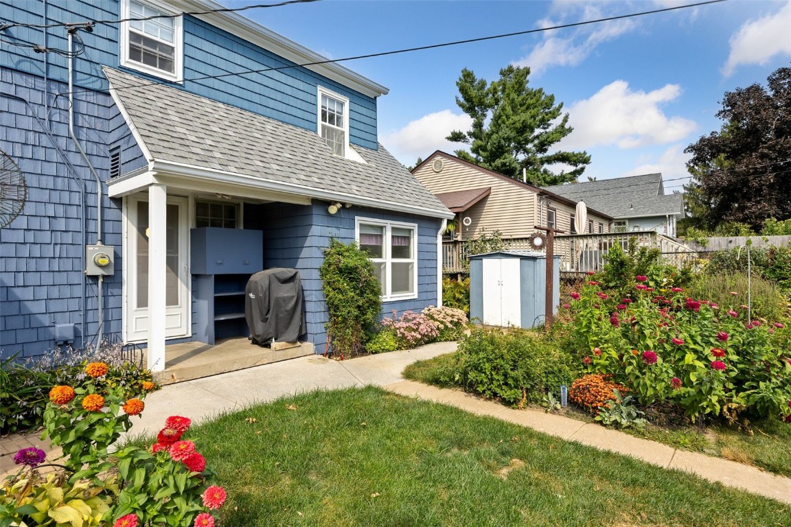 2061 Forest Drive SE Cedar Rapids IA 52403