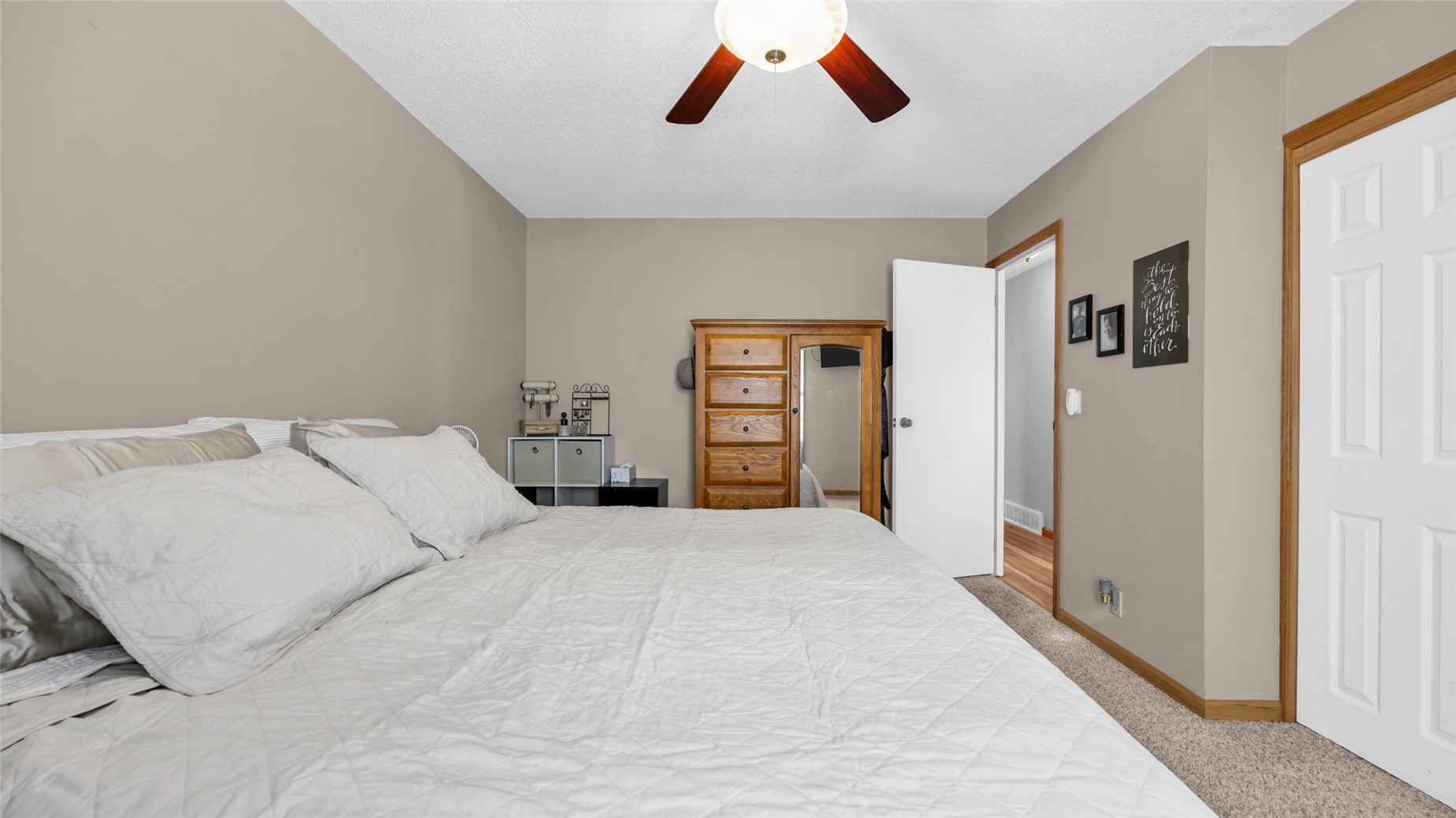 6711 Brentwood Drive NE Cedar Rapids IA 52402