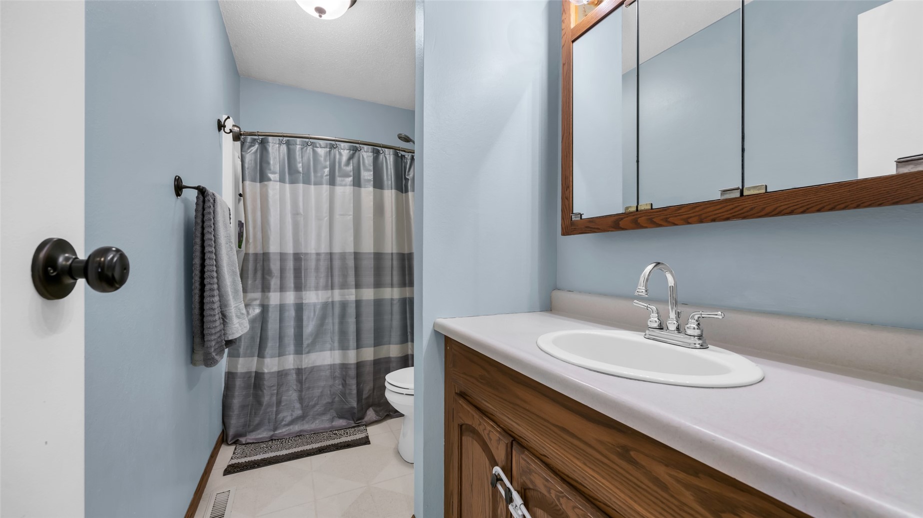 6711 Brentwood Drive NE Cedar Rapids IA 52402