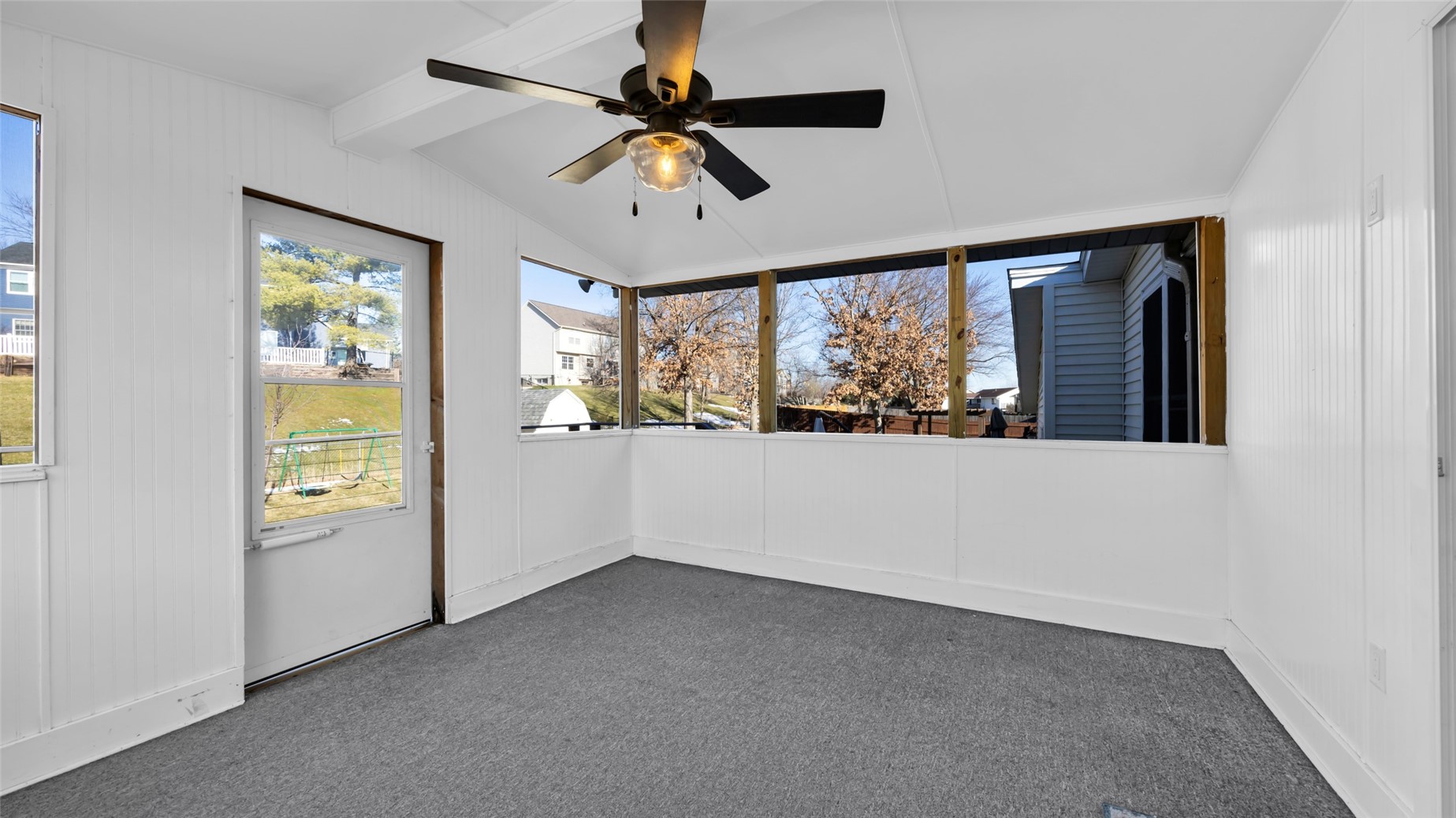 6711 Brentwood Drive NE Cedar Rapids IA 52402