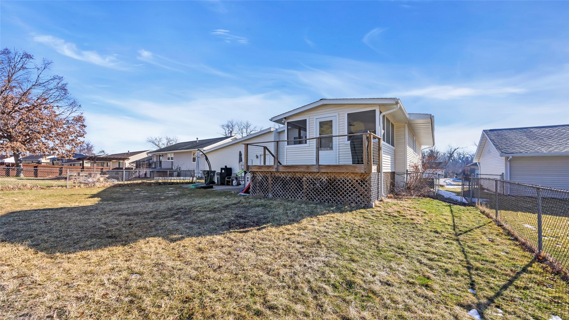 6711 Brentwood Drive NE Cedar Rapids IA 52402