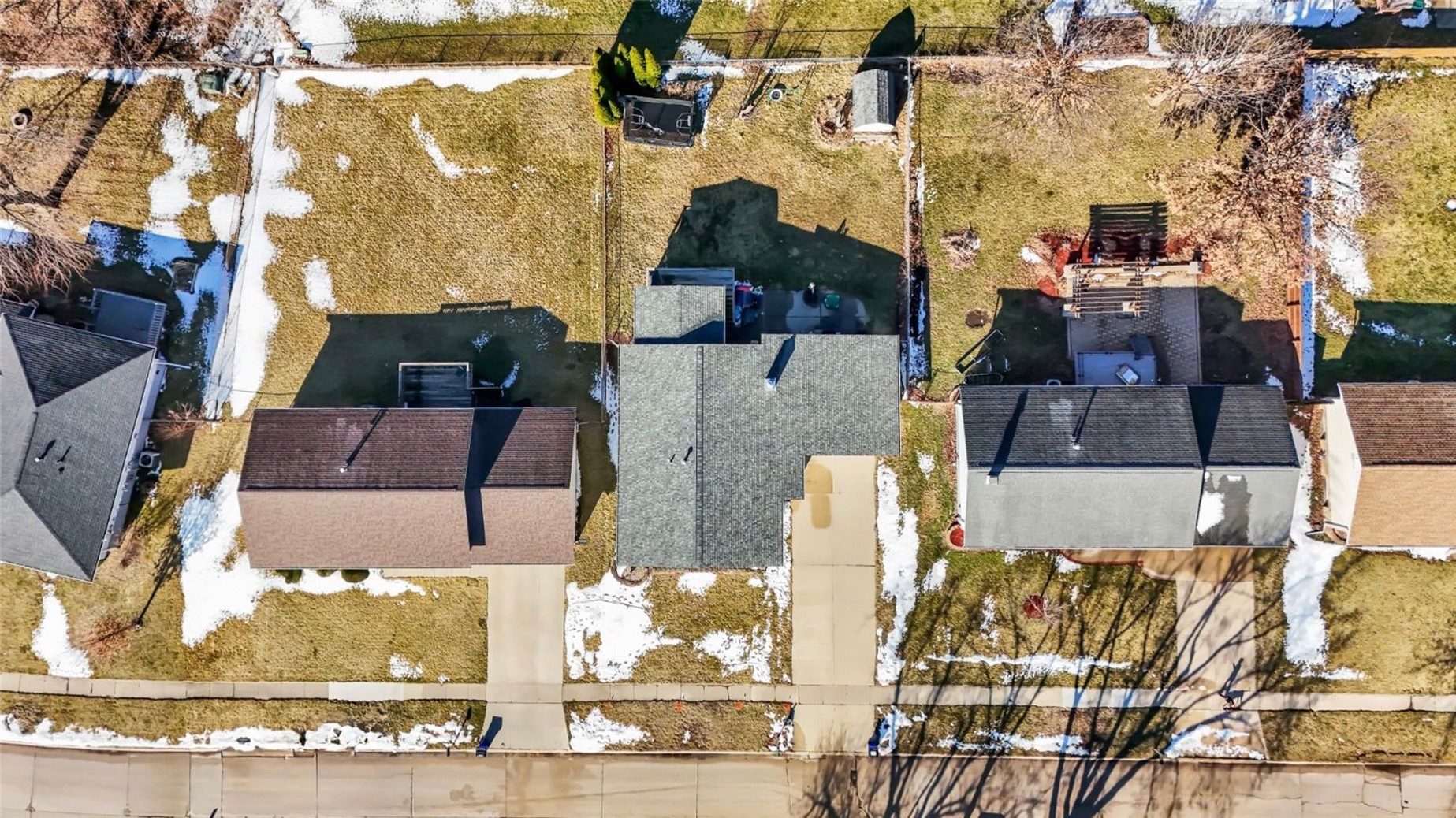 6711 Brentwood Drive NE Cedar Rapids IA 52402