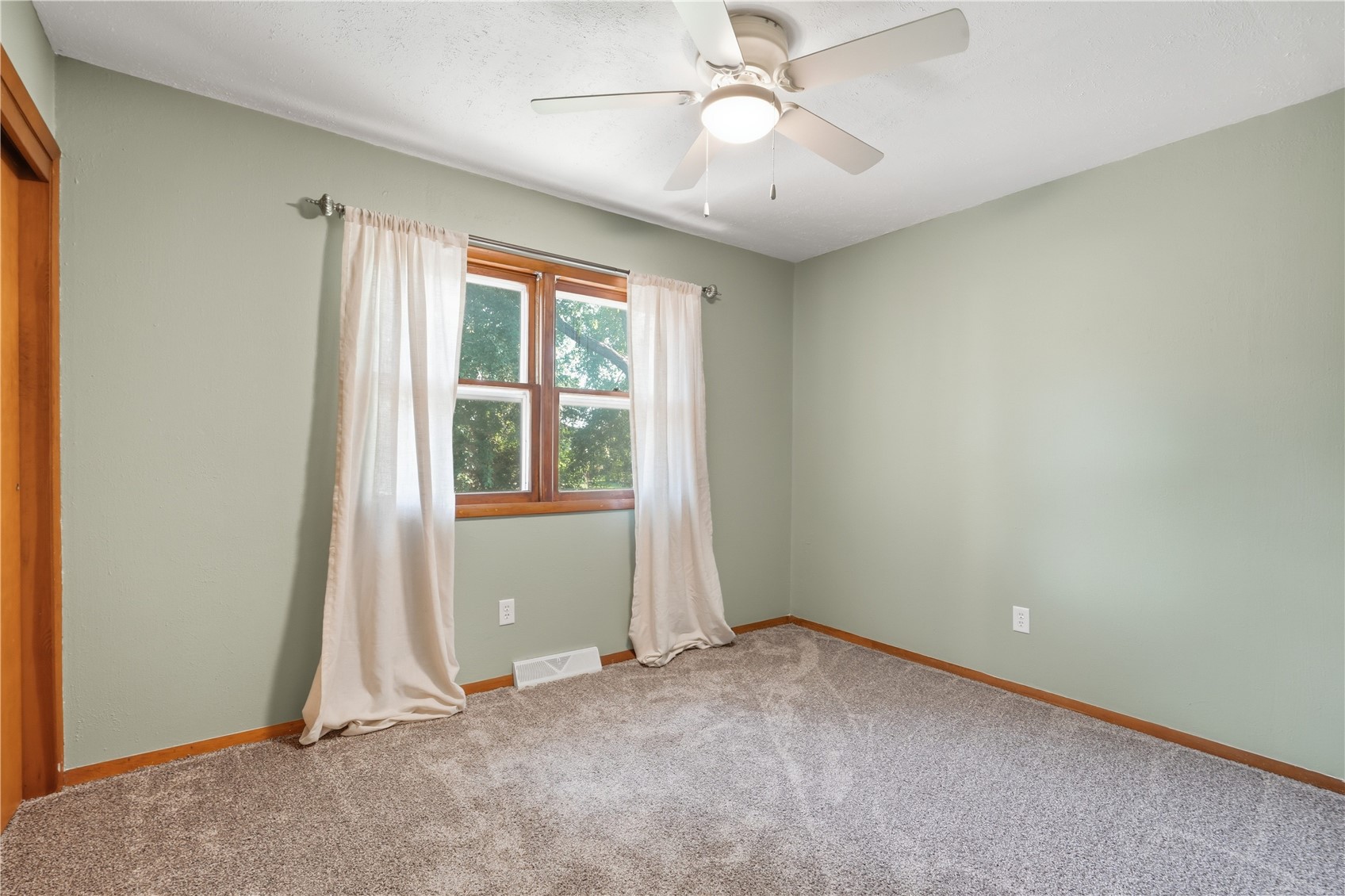 6900 Williams Boulevard Fairfax IA 52228