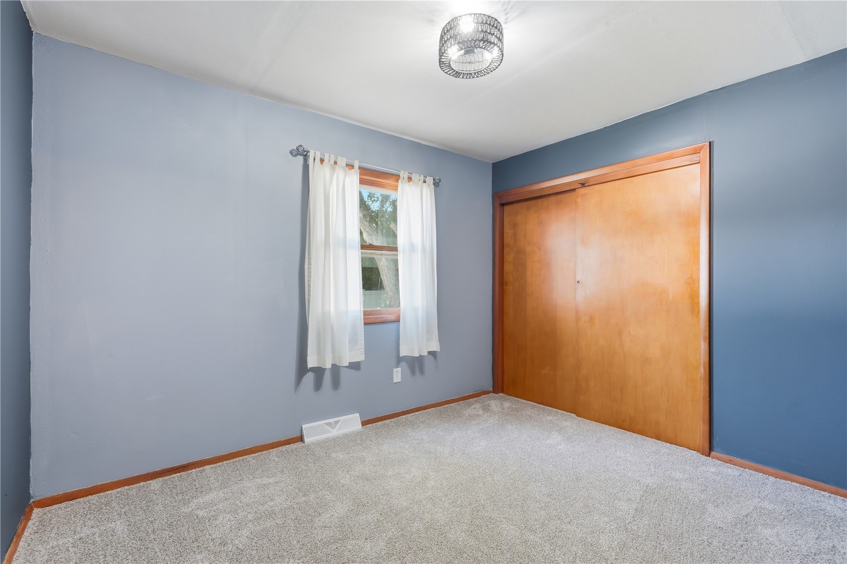 6900 Williams Boulevard Fairfax IA 52228