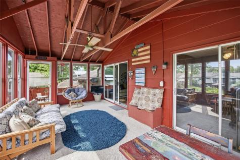 4610 Pineview Drive NE Cedar Rapids IA 52402