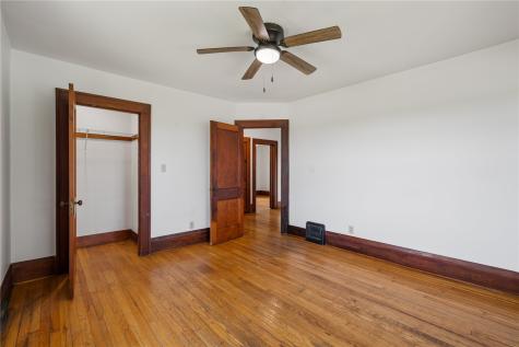 2253 73rd Street Van Horne IA 52346