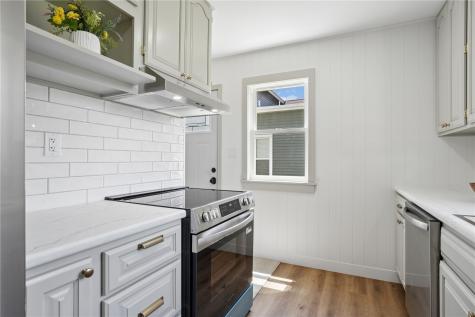 1160 11th Street Marion IA 52302