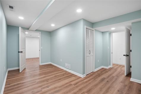 1160 11th Street Marion IA 52302
