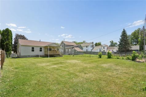 1160 11th Street Marion IA 52302