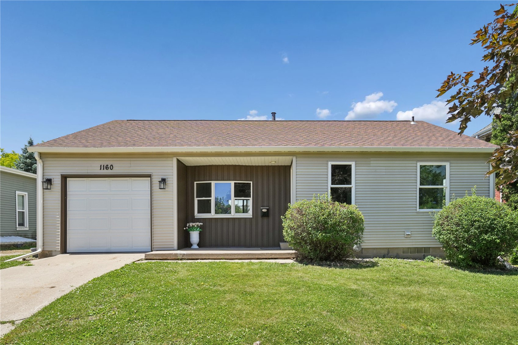 1160 11th Street Marion IA 52302