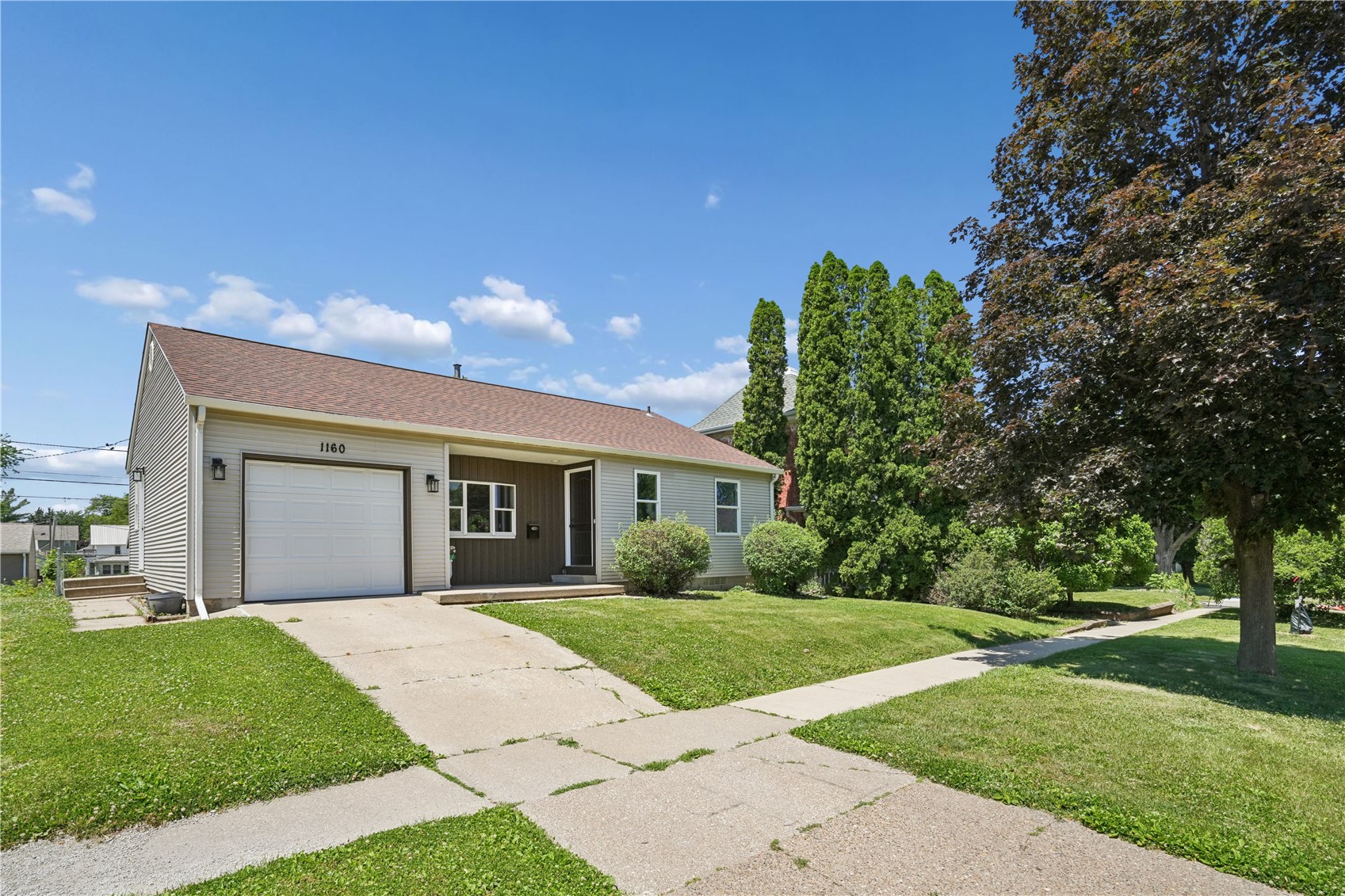 1160 11th Street Marion IA 52302
