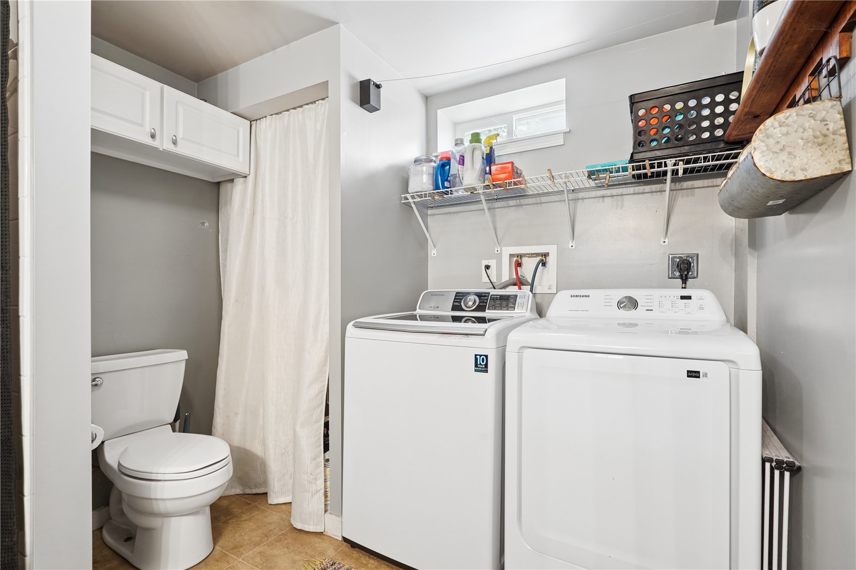 112 W Vinton Street Coggon IA 52218