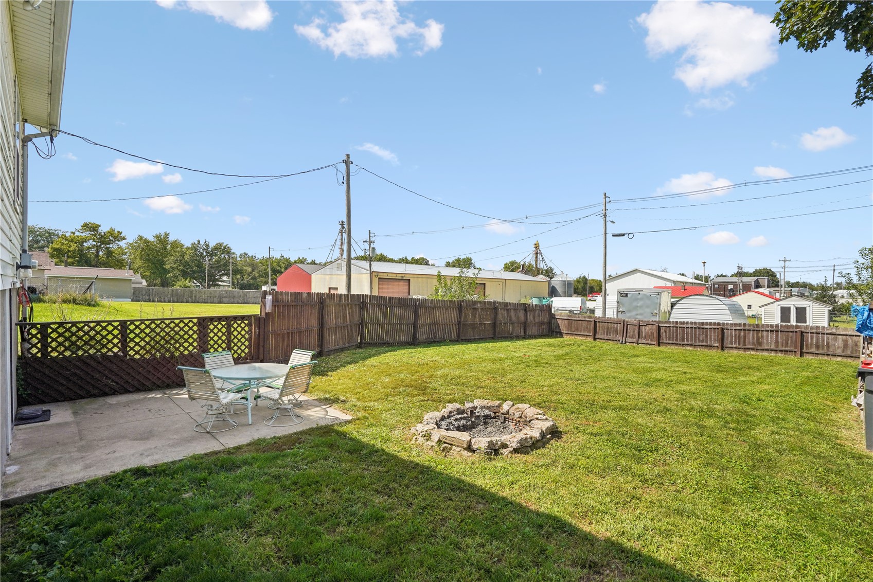 112 W Vinton Street Coggon IA 52218