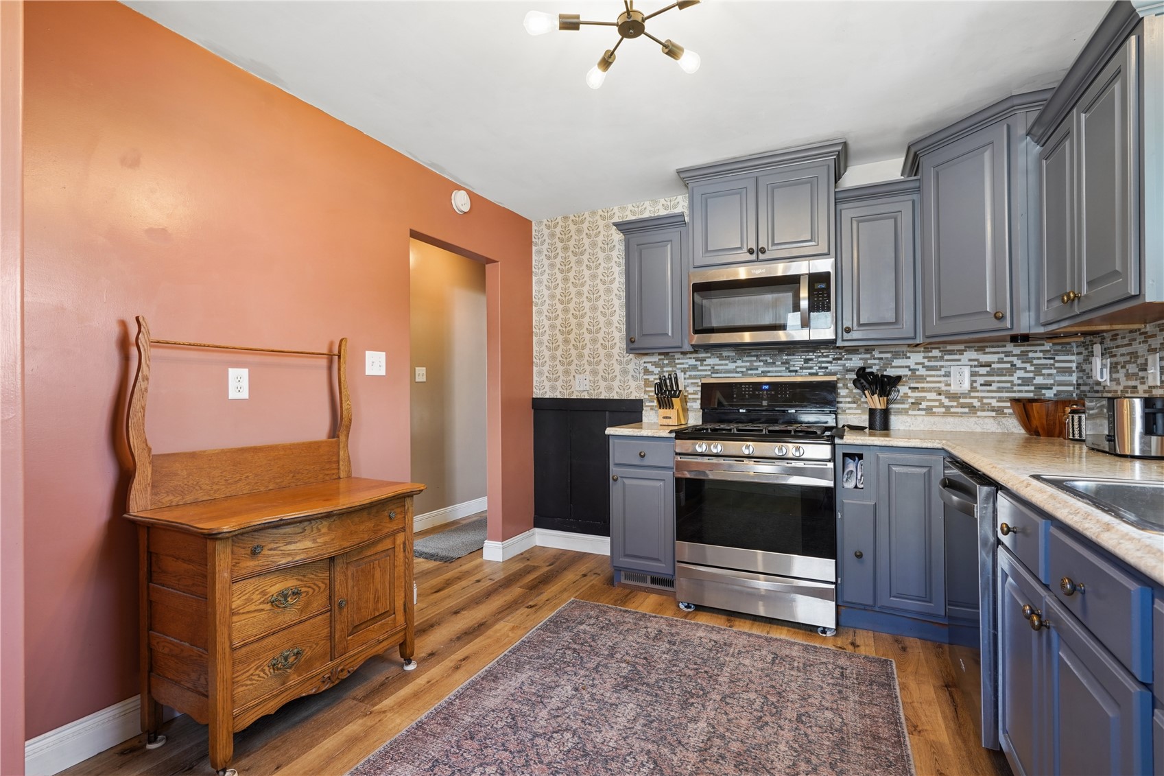 112 W Vinton Street Coggon IA 52218
