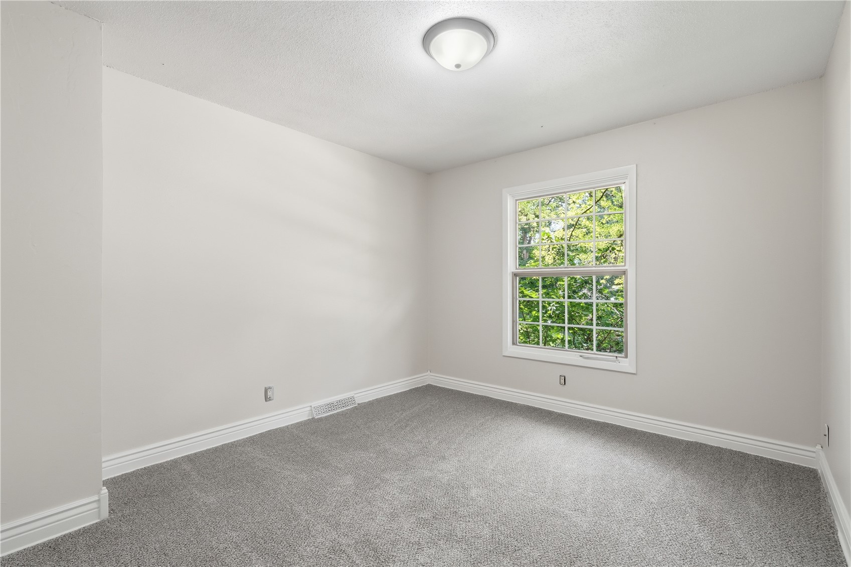 3538 Elmwood Court Cedar Rapids IA 52402
