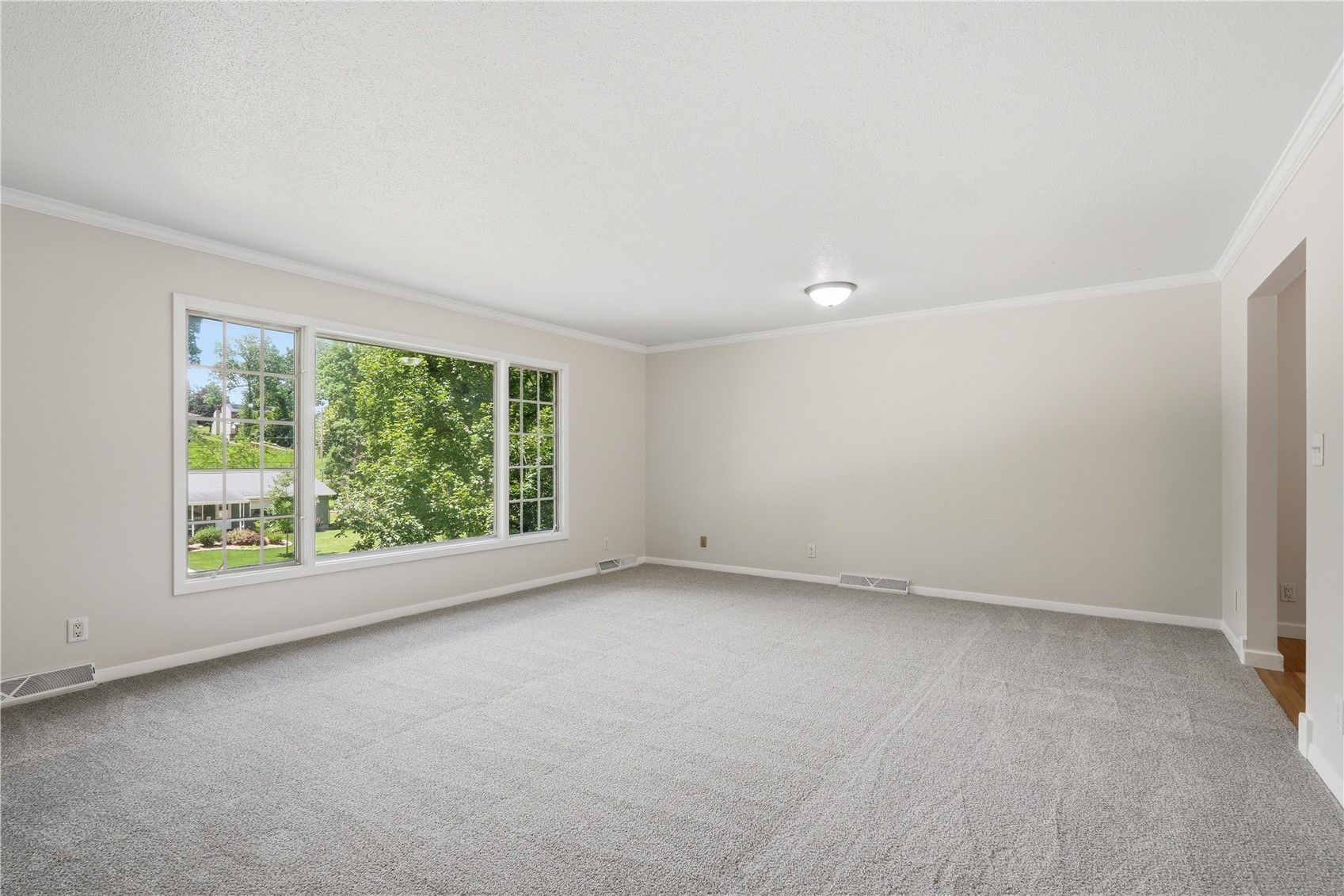 3538 Elmwood Court Cedar Rapids IA 52402