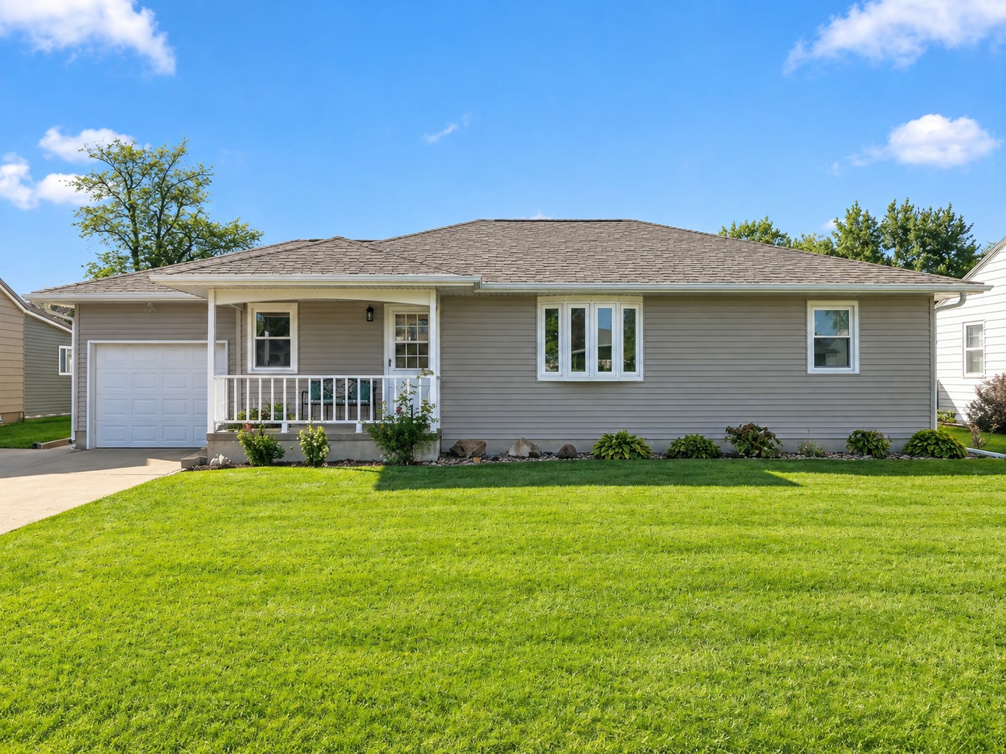 533 Park Street Fairfax IA 52228