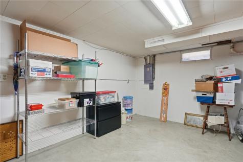 533 Park Street Fairfax IA 52228