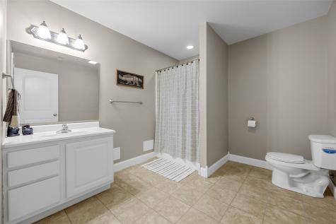 104 Kleopfer Avenue Riverside IA 52327