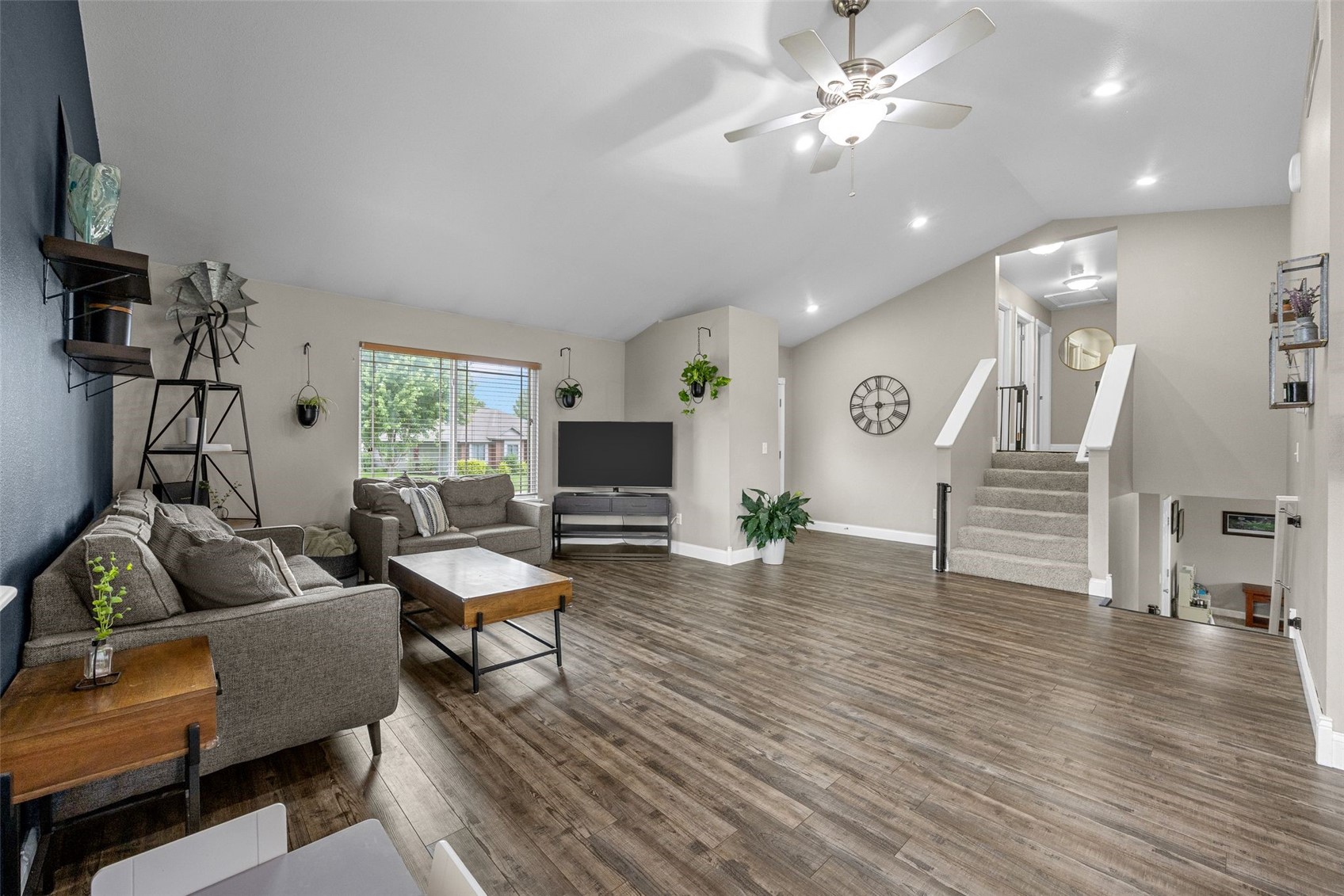 104 Kleopfer Avenue Riverside IA 52327