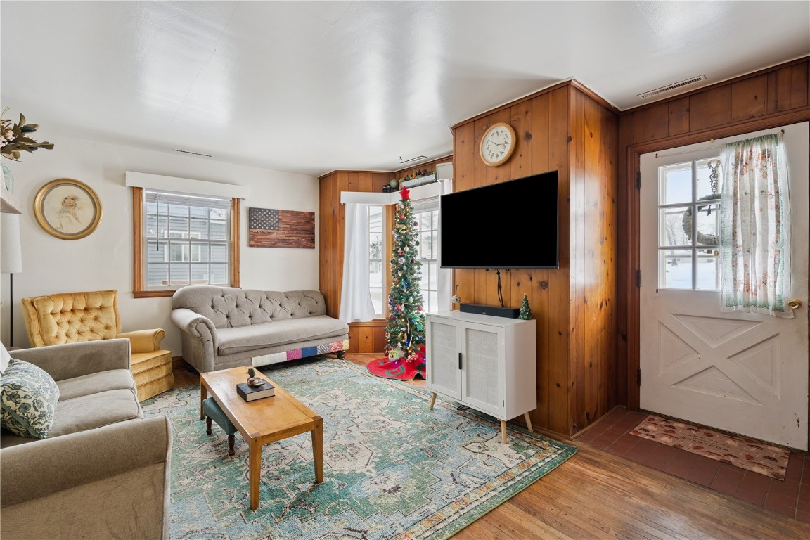 287 8th Avenue Marion IA 52302