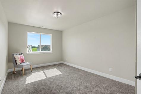 803 Mont Clair Street Solon IA 52333